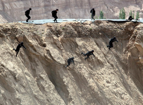 China, Kyrgyzstan, Tajikistan stage joint anti-terror drill