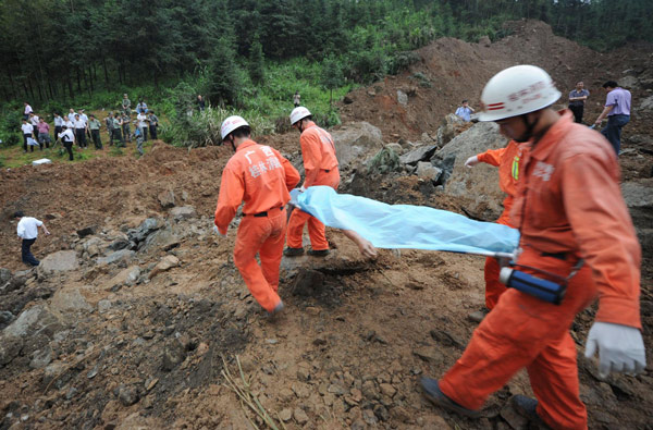 5 killed, 17 missing after landslide in S China
