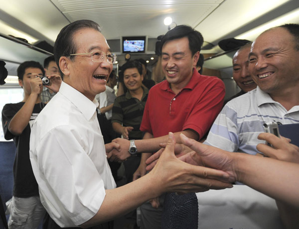 Wen boards bullet train on debut operation