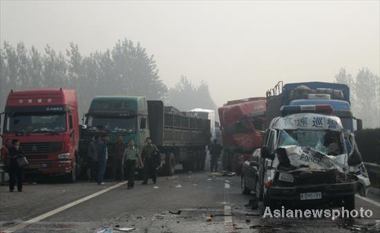 10 dead in 24-car pileup in East China