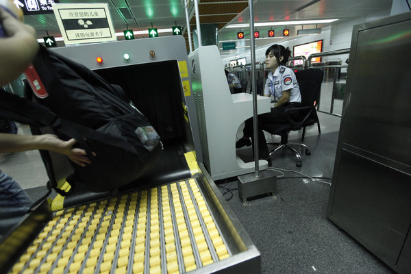 'No licenses, but X-rays are safe'