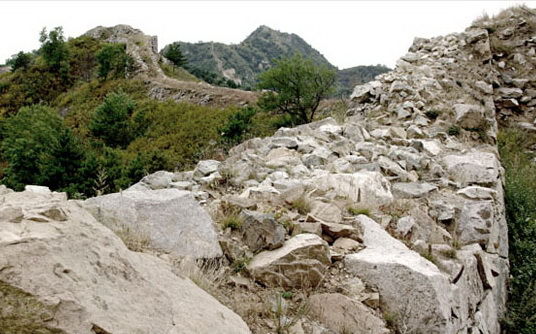 Great Wall crumbling due to illegal mining