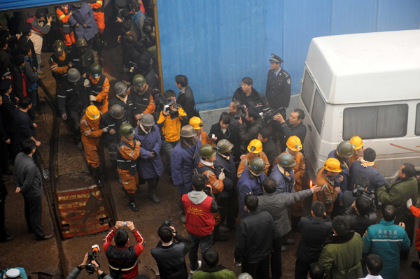 8 killed, 45 rescued in C China coal mine