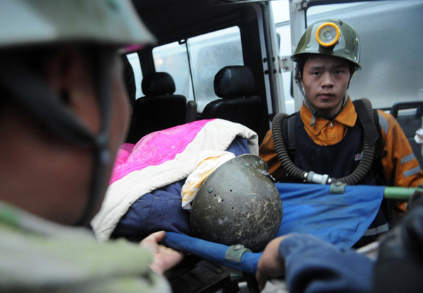 8 killed, 45 rescued in C China coal mine