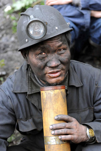 28 dead in coal mine gas leak, SW China