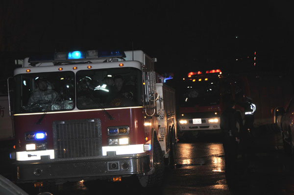 Oil tank catches fire in Dalian