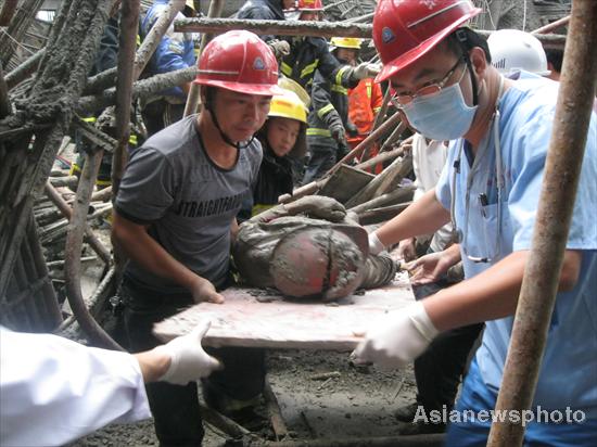 Building collapse kills 6, injures 7 in S China