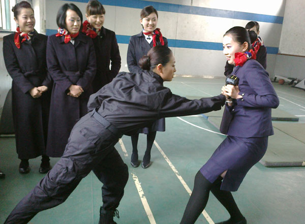 Air crews learn how to pack a punch