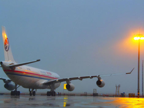Fog delays hundreds of flights in Shanghai