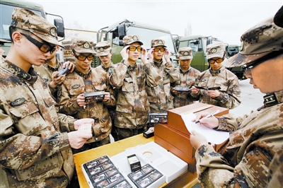 Special glasses help soldiers cope with drowsiness