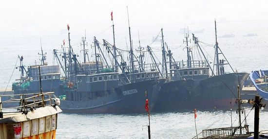 Detained Chinese fishermen return home from DPRK