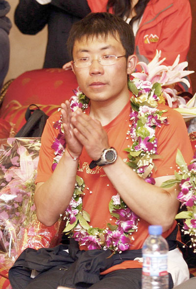 Respected young mountaineer dies