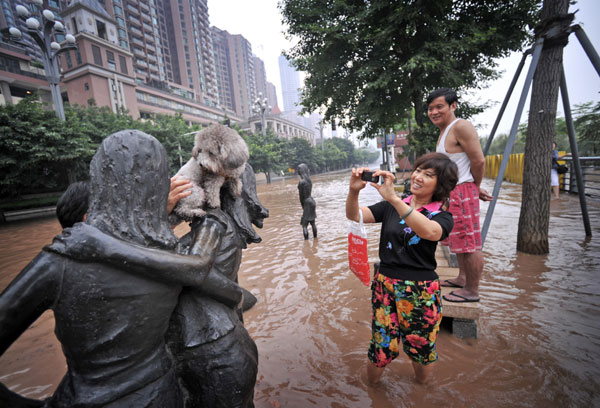 Three Gorges Dam safe despite flood crest