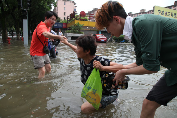 Haikui continues to threaten East China