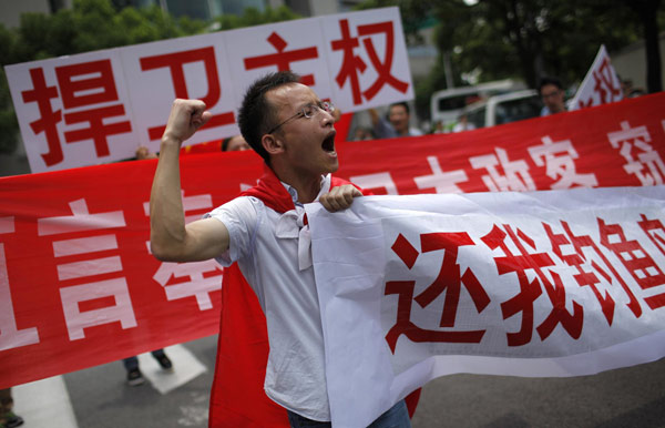 Demonstrations grow over Diaoyu Islands