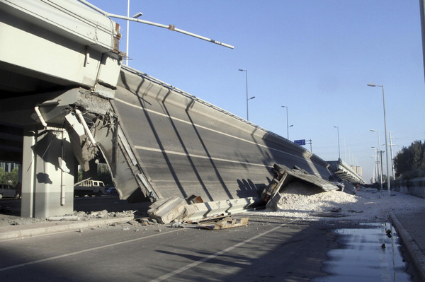 3 killed, 5 injured after bridge collapses