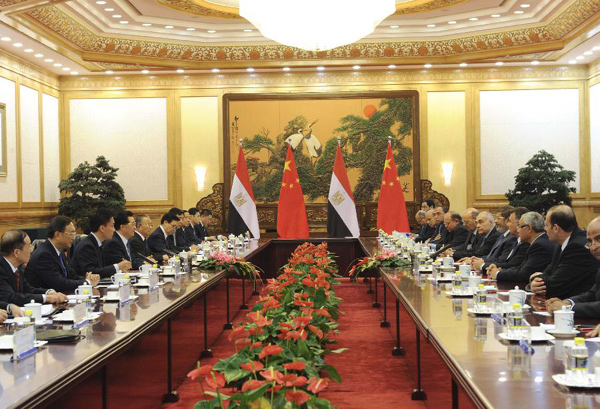 Chinese, Egyptian presidents hold talks on ties