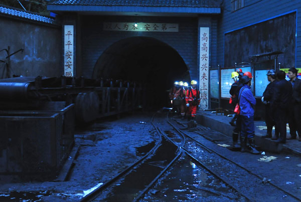 17 miners dead in Yunnan accident