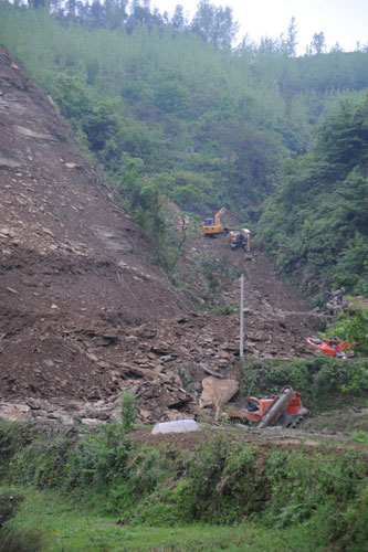 11 confirmed dead in SW China landslide