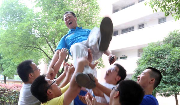 <EM>Gaokao</EM> candidates know how to ease stress