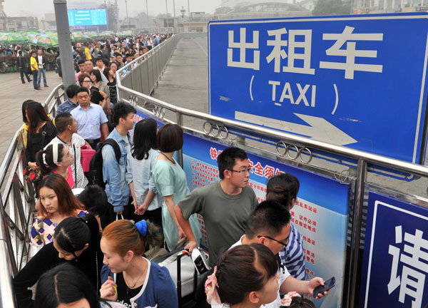 Beijing cab fare hikes start Monday