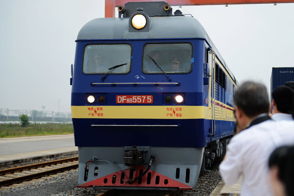 Zhengzhou starts rail cargo service to Hamburg