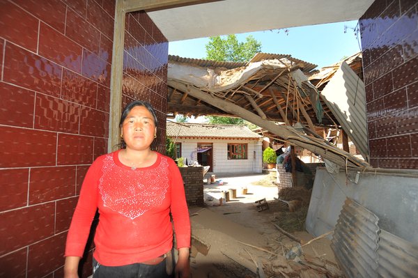 Villagers' looks after earthquake in NW China