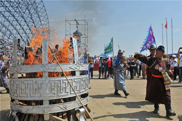 Naadam Festival trots into town for wild games