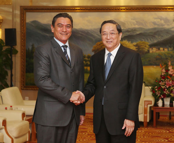 China's top political advisor meets Vanuatu PM
