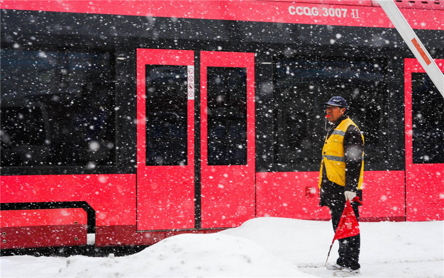 NE China battles worst snowstorm in 50 years