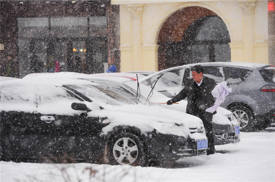 NE China battles worst snowstorm in 50 years