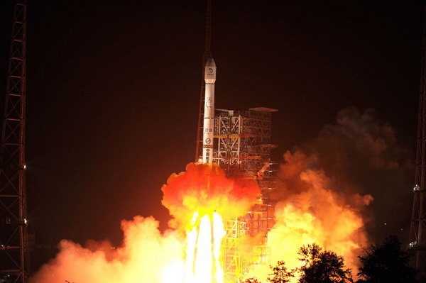 Lunar probe boosts 'Chinese dream'