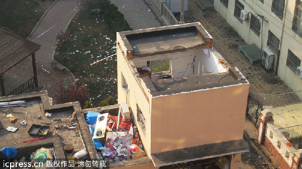 Mother, two sons hurt in Qingdao gas tank blast