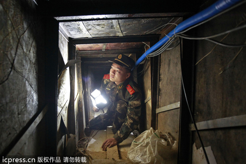 Border police destroy smuggling tunnel into HK