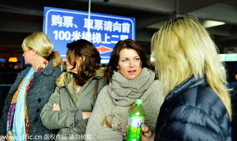 Expats in Spring Festival travel rush