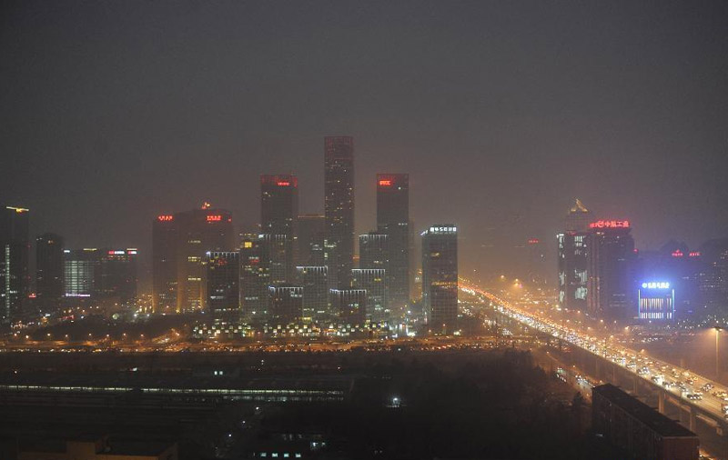 Beijing upgrades haze alert from yellow to orange