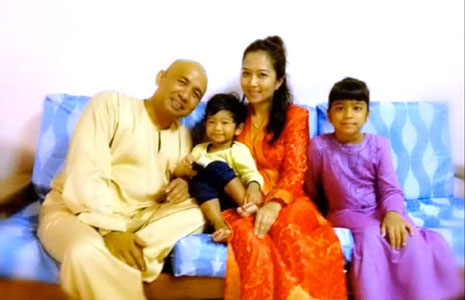 First batch of the spring tea sprouting[1]- China