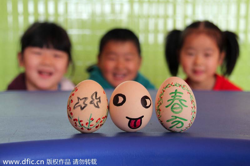 Balancing an egg on end during vernal equinox