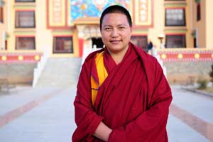 10 monks pass highest Tibetan Buddhism exam
