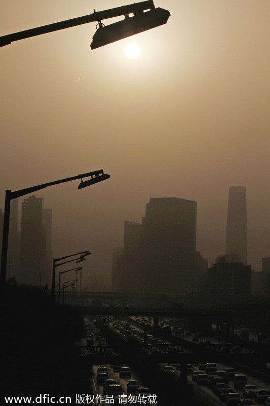 Sandstorms sweep into Beijing