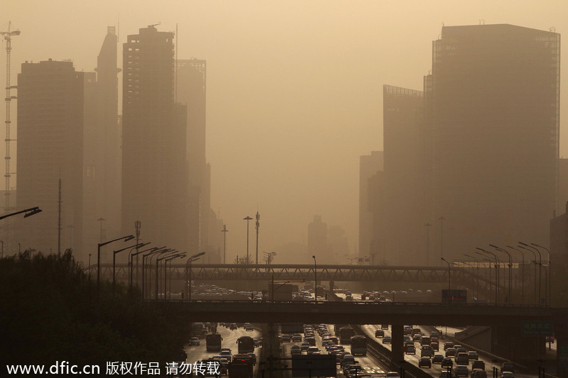 Sandstorms sweep into Beijing