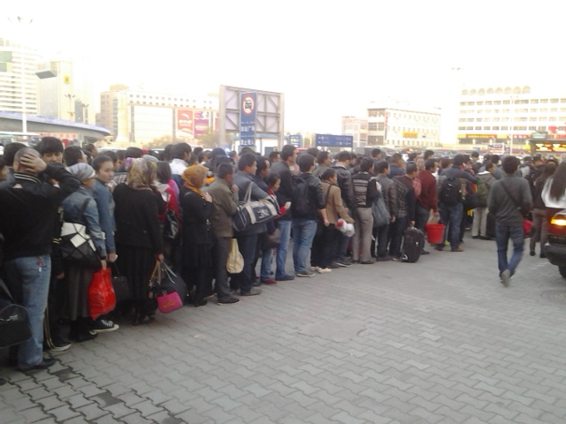 Blast occurs at railway station in Xinjiang