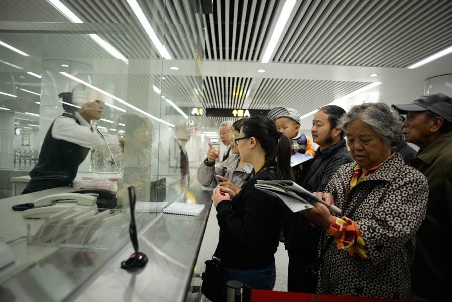 Kunming subway starts trial run