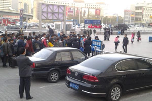 Two suspects, one citizen killed in Xinjiang attack