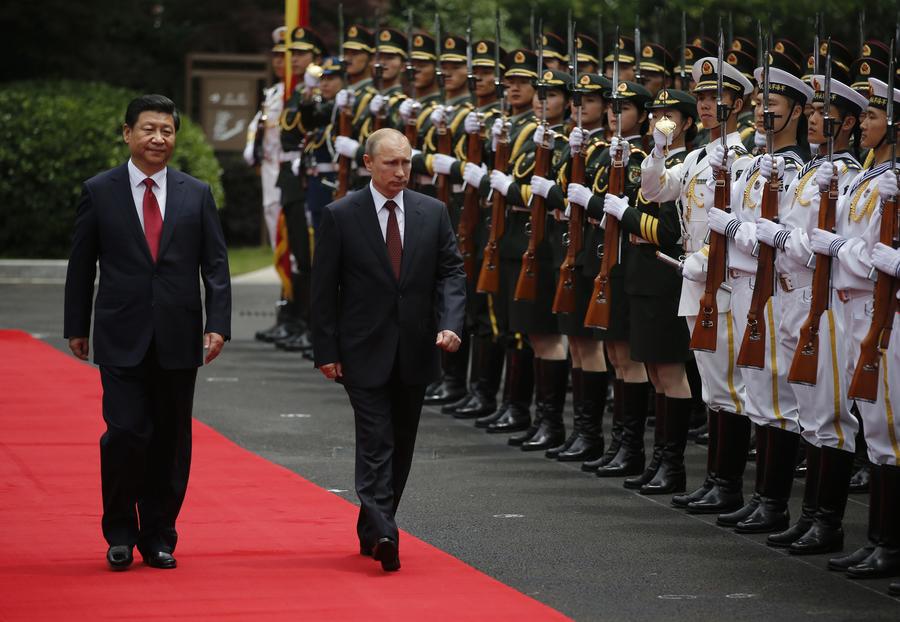 Chinese, Russian presidents hold talks in Shanghai