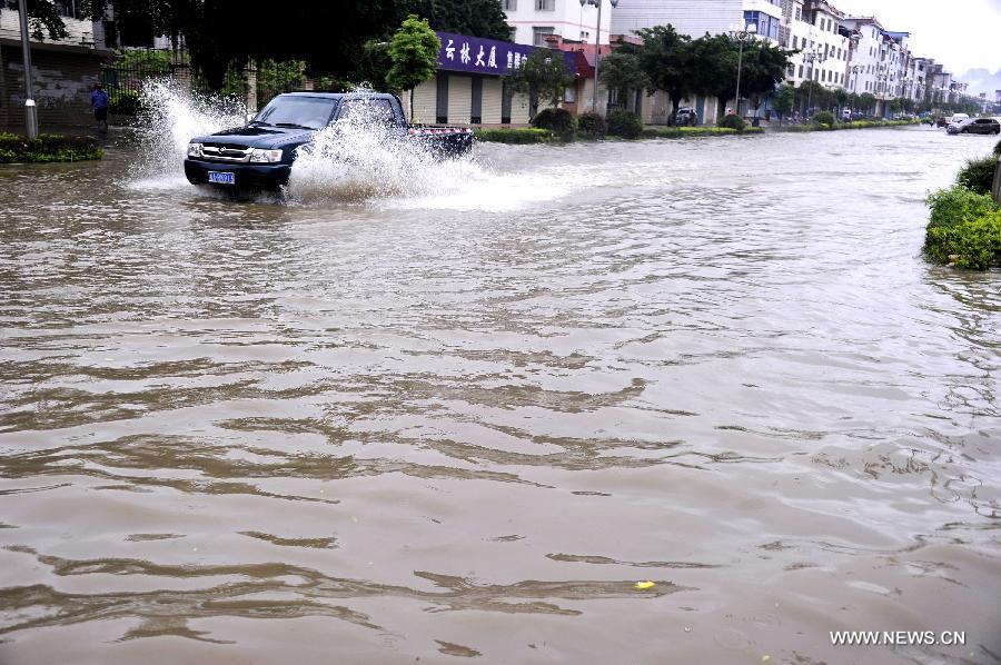 Persisting rain causes waterlog in Guangxi