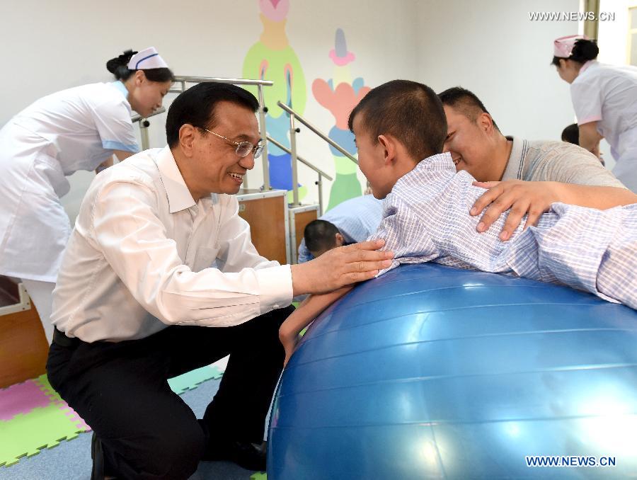 Chinese premier stresses child protection