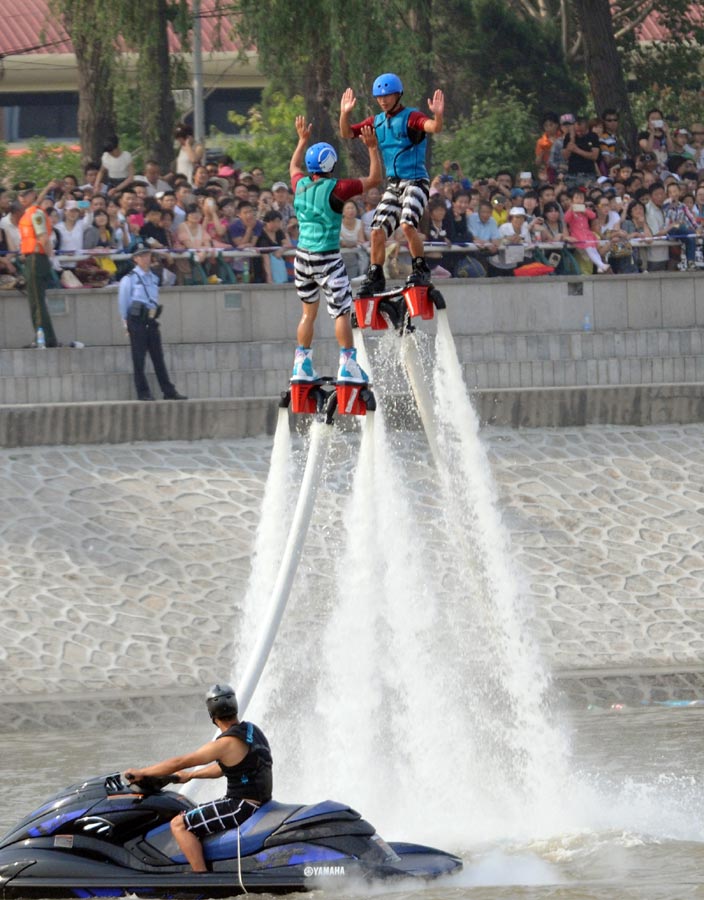 Jetlev Flyer users rise to the occasion