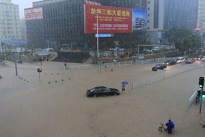 More heavy rain brings chaos to SW China