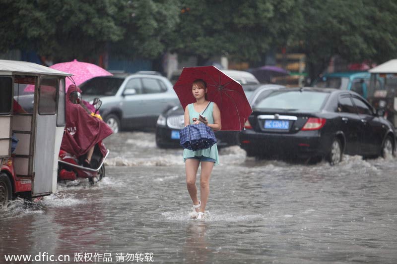 Torrential rain hits S China's Guangxi